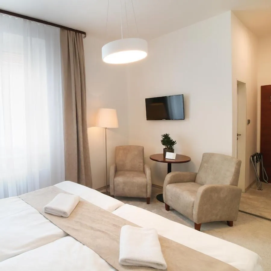 ****  Hotel Kozak ブルノ チェコ